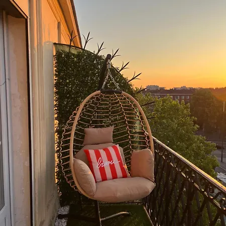 Cosy Apt With Balcony - 2 Minutes From Metro Station * Parigi